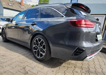 Kia Cee´d 1.5-GT-Line-1.majitel-V ZÁRUCE - 6