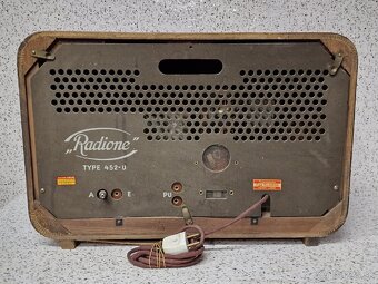 Starožitné elektronkové drevené radio / Radione Type 452-U - 6