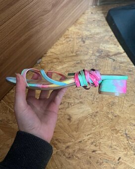 Sandalky 32 - 6