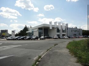 PREDAME SHOWROOM BMW V BB O C.ROZLOHE 6920M2 - 6
