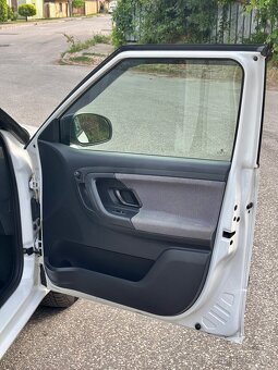 Škoda fabia 1.6 TDI 66 kw 2014 (Euro 5b) - 6