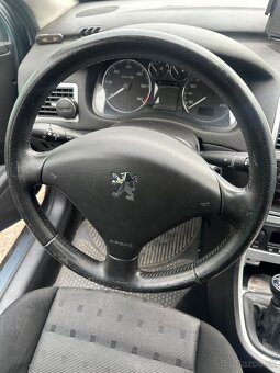 Rozpredám Peugeot 307sw 1.6hdi - 6