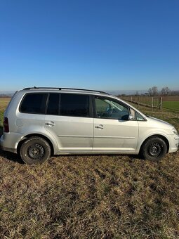 TOURAN 2.0tdi - 6