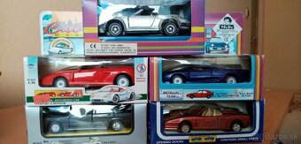 Modely autíčiek. - 6