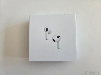 Apple AirPods (2022) 3. generácie - 6