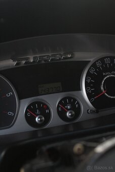 Hyundai H1 2.5 CRDI - 6