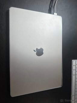 MacBook M2 15-Palcovy, Bateria iba 41 cyklov - 6
