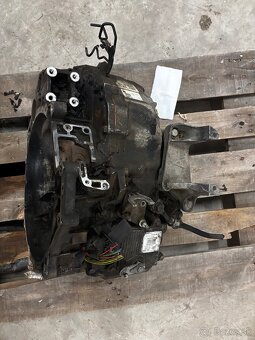 Automatická prevodovka Peugeot 407 2.7 HDi - 6