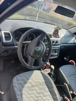 Škoda fabia 2 2010 - 6