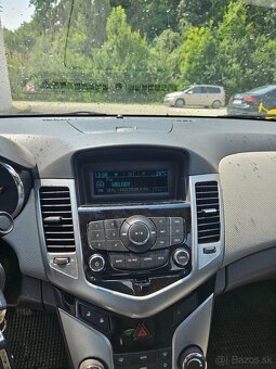 Predám alebo vymením – Chevrolet Cruze 2.0 VCDi 110 kW, r.v. - 6