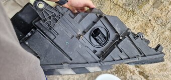Predám predne svetlomety bez RJ. Škoda octavia 3 - 6