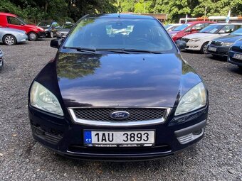 Ford Focus 1.6i 85kW Ghia klima tempomat 2005 - 6