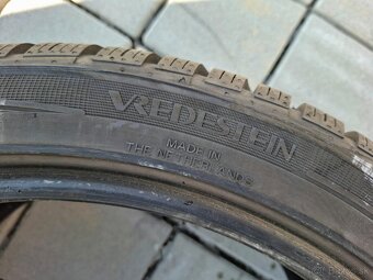 275/35 R19 zimné pneumatiky Vredestein - 6