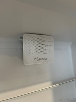 Whirpool vstavaná chladnička s mrazničkou 70cm - 6