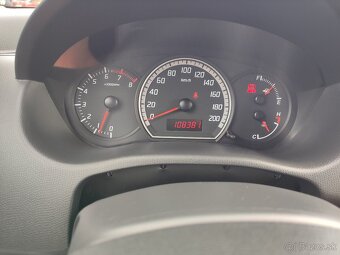 Suzuki Swift - 6