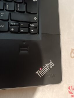 Lenovo Think Pad Edge - 6