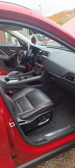 Jaguar F-PACE 2,0D 132kW 4x4 - 6