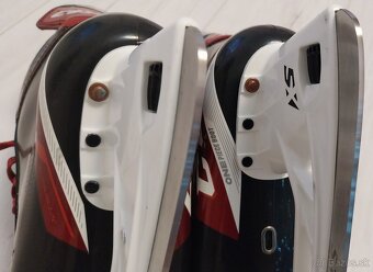 HOKEJOVÉ KORČULE - 6