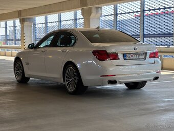 BMW 750xd Facelift SR Auto 4x4 rok 2013 - 6