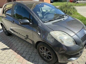 Toyota Yaris 1.3 VVT-I Terra Cool 2008 - 6