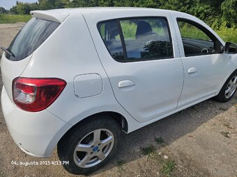 Predam dacia sandero 1,2 benzín 55kw rok 2013 - 6