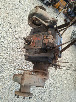 ponúkam zetor Náhradne diely - 6