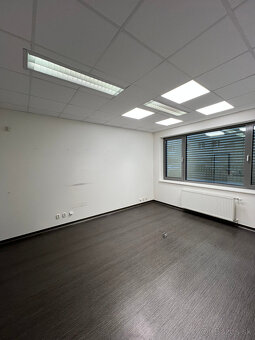 Prenájom firemných priestorov Bratislava - Nové Mesto - 6