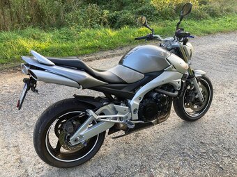 Predám SUZUKI GSR 600 - 6