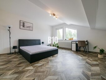 REZERVOVANÉ 5 izb. veľkorysý dom vo vynikajúcej lokalite pri - 6