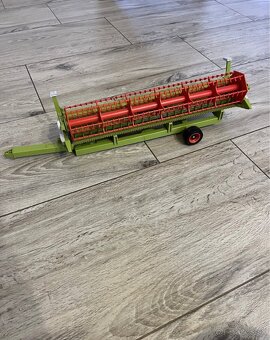 Bruder kombajn Claas - 6