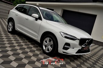 ⏩ Volvo XC60 2.0 B4 mHEV Momentum AWD A/T - 6