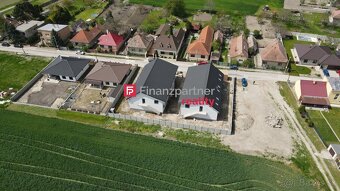 Na predaj 3-izbové byty s pozemkom v obci Horné Janíky - 6