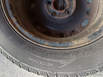 Zimné pneumatiky aj s diskami 4 kusy 185/60 R14 - 6