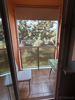 Prenájom 3 izbový byt - 6