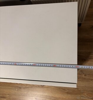 Skrinka na TV Besta s dvierkami - 6