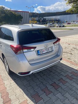 Toyota auris 1.2 turbo - 6