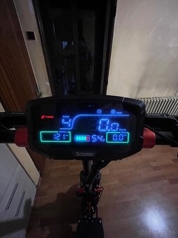 Električka kolobezka IX8 - 6