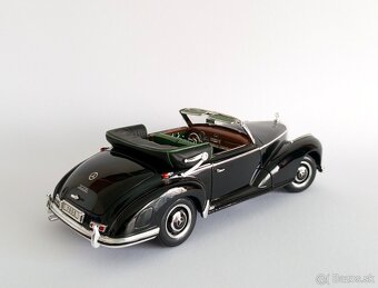 1:18 Mercedes-Benz 300 SC - 6