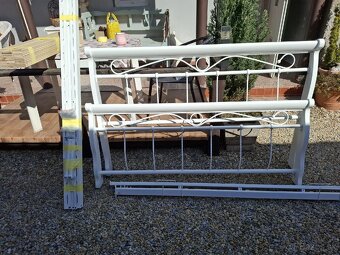 Manželská posteľ 160 x 200 cm - 6