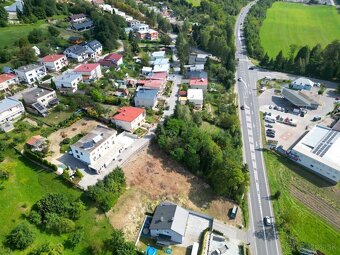 Na predaj, stavebný pozemok, projekt na 3 bytové jednotky - 6