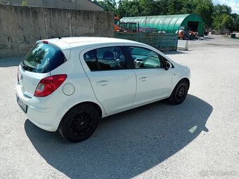 Opel Corsa 1.3D - 6