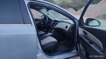 Chevrolet cruz - 6