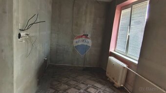 Na predaj 3-izbový byt, Revúca – centrum, bytový dom MAGURA - 6