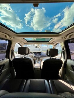 Renault Grand Scénic 1.6 dCi Privilege 7miest 2012 - camping - 6
