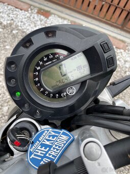 Yamaha fzs600 Fazer - 6