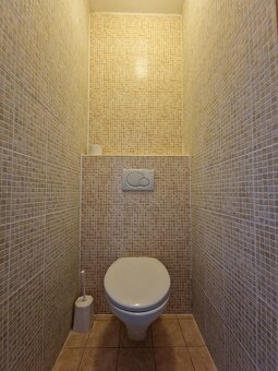 2 izb. byt na Kúpeľnom námestí v Seredi, 57m2 na predaj - 6