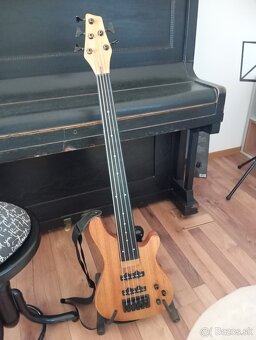 Basgitara - 5 strunova - 6