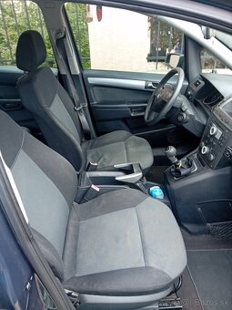Opeľ zafira - 6