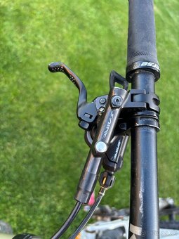Downhill bicykel yt tues2016 - 6