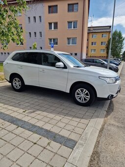 Mitsubishi Outlander 2.0i MIVTEC 110kw 150ps naj 179 tkm - 6